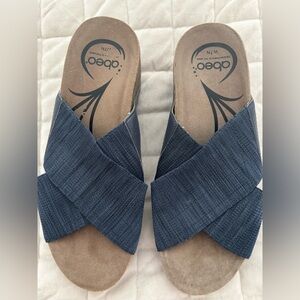 Abeo Blue Criss-Cross Slide Sandals